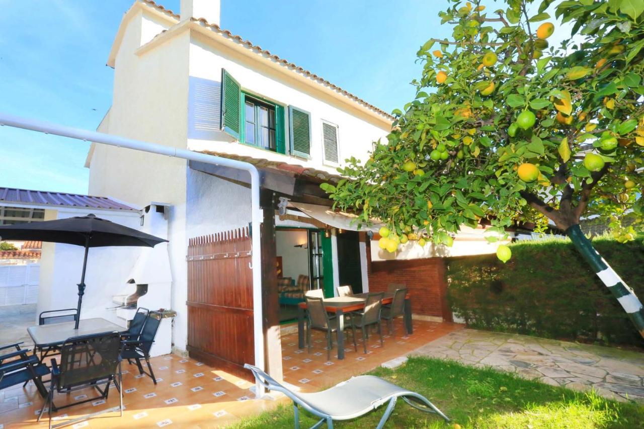 Calderon De La Barca - Only Families Villa Кембрилс Екстериор снимка