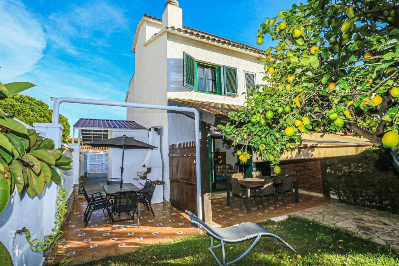 Calderon De La Barca - Only Families Villa Кембрилс Екстериор снимка