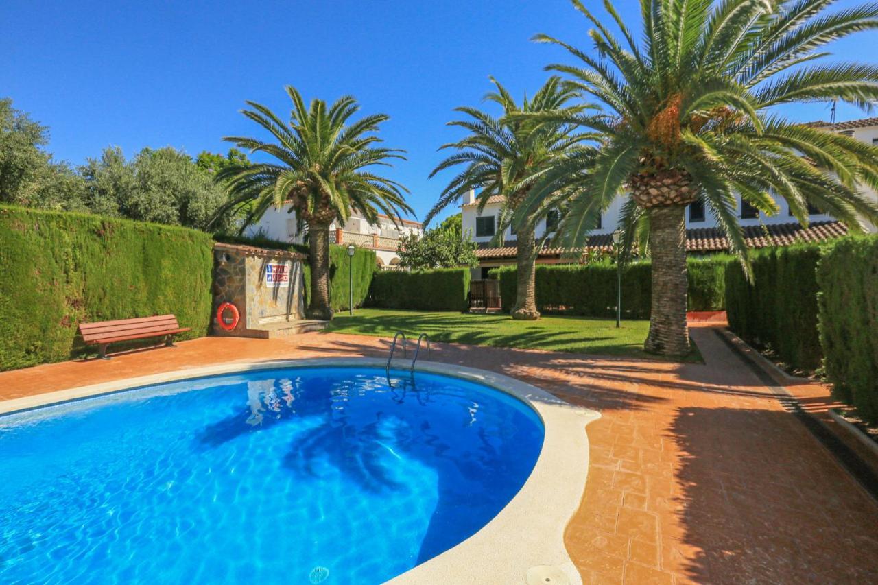Calderon De La Barca - Only Families Villa Кембрилс Екстериор снимка