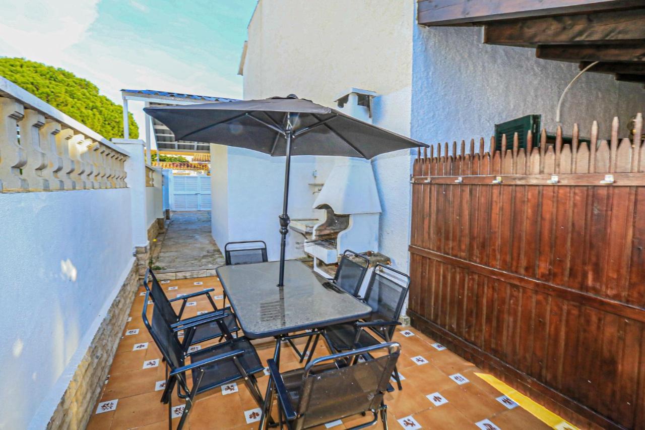 Calderon De La Barca - Only Families Villa Кембрилс Екстериор снимка