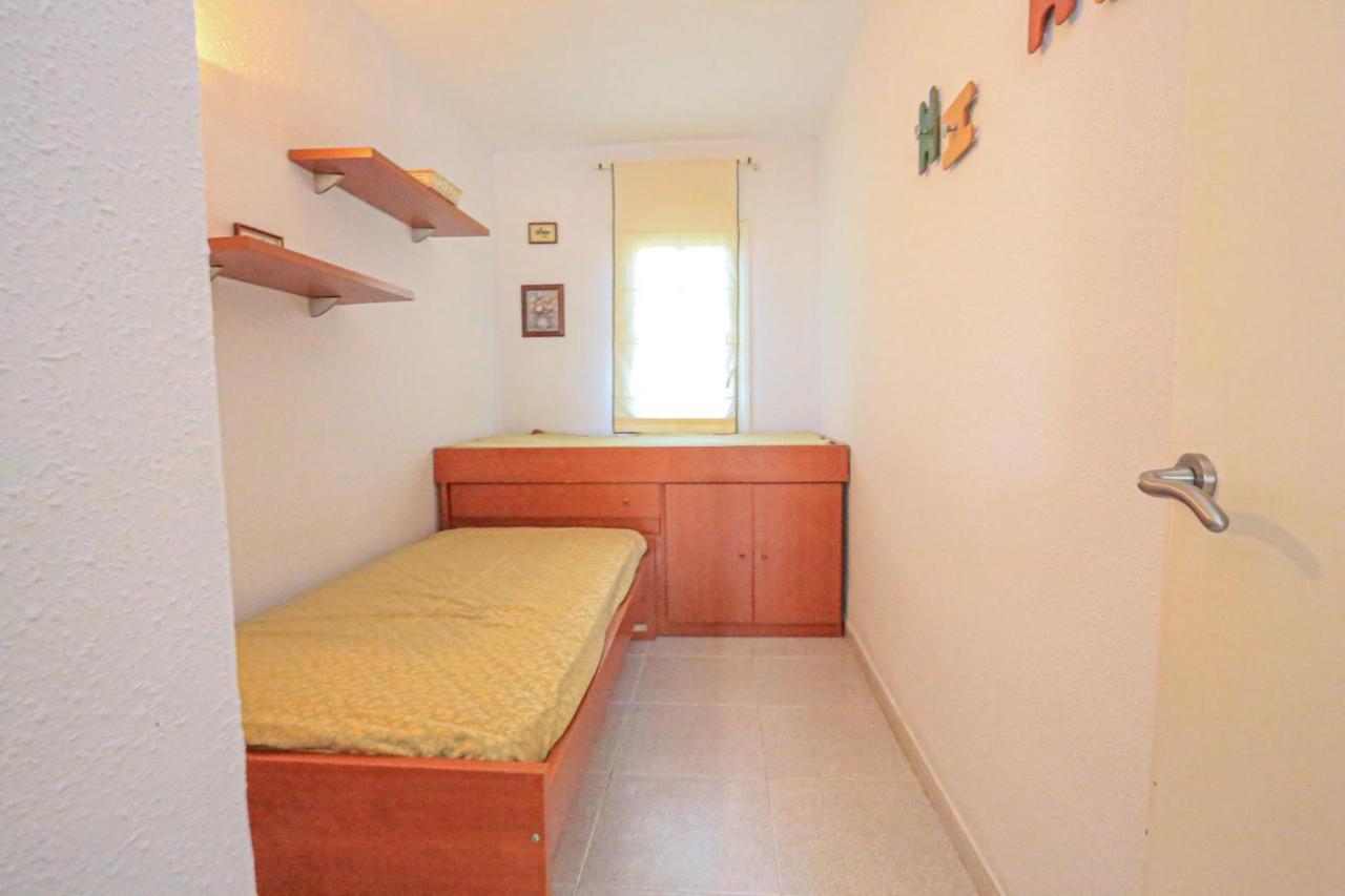 Calderon De La Barca - Only Families Villa Кембрилс Екстериор снимка