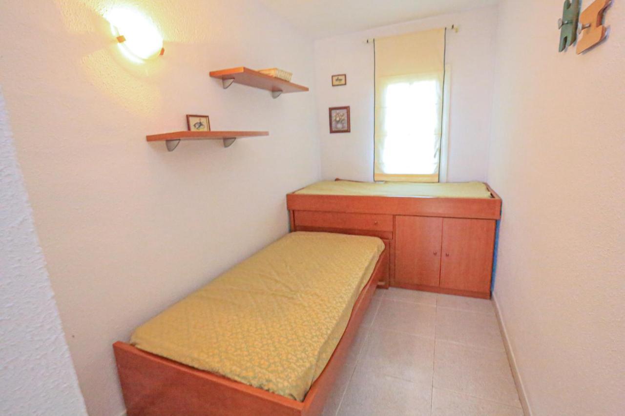 Calderon De La Barca - Only Families Villa Кембрилс Екстериор снимка